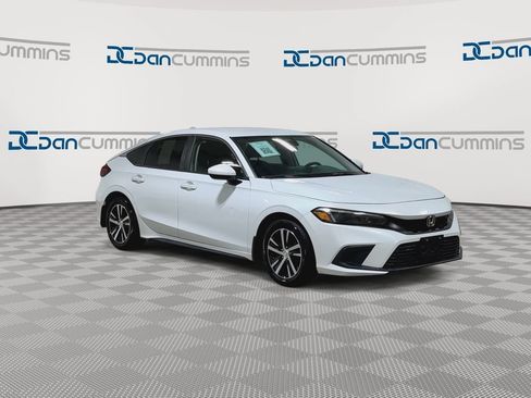 Used 2024 Honda Civic LX image 2