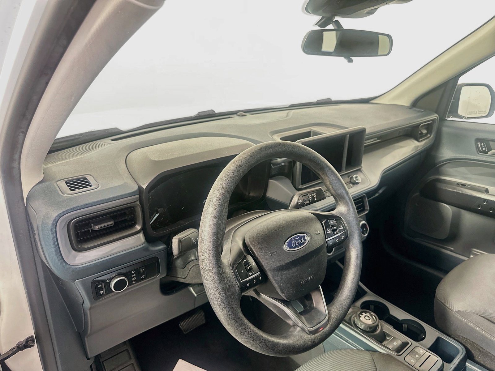 Used 2024 Ford Maverick XL FWD image 9