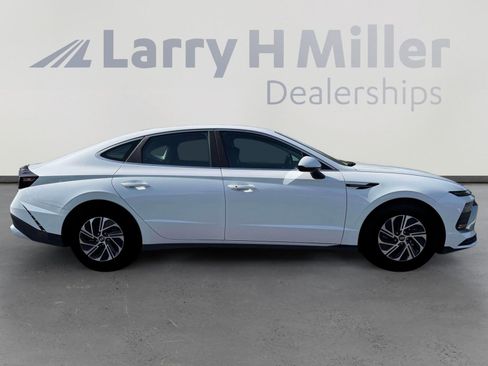 New 2026 Hyundai Sonata Blue image 9