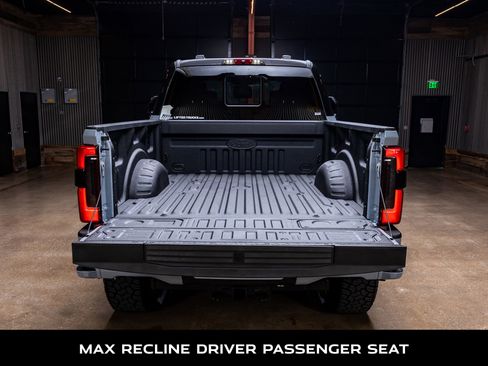 Used 2026 Ford F250 Platinum AWD/4WD image 9