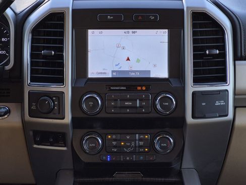 Used 2021 Ford F350 Lariat w/ Lariat Ultimate Package image 34