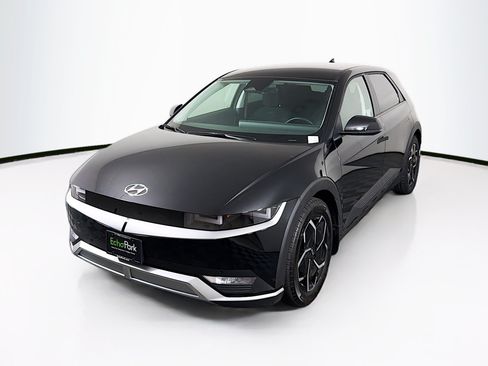 Used 2024 Hyundai Ioniq 5 SEL RWD image 3