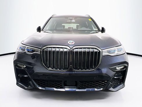 Used 2022 BMW X7 M50i AWD/4WD image 2