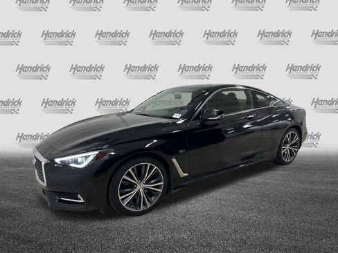 Used 2018 INFINITI Q60 3.0t Luxe w/ Sensory Package 3.0T Luxe AWD/4WD image 5