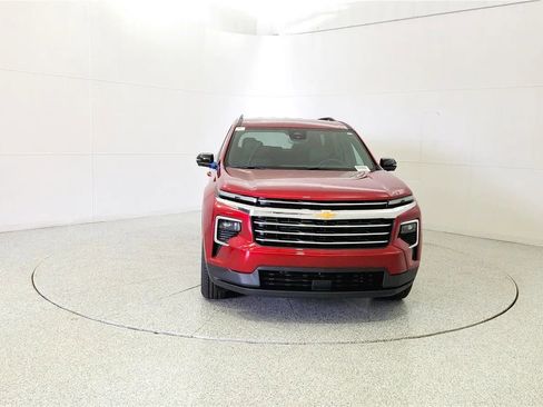 New 2026 Chevrolet Traverse LT w/ Driver Confidence Package AWD/4WD image 2