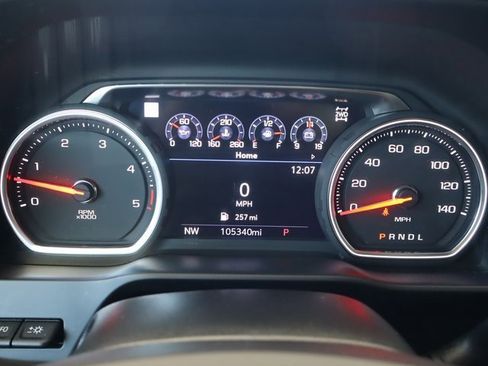 Used 2020 Chevrolet Silverado 2500 LTZ w/ Technology Package image 31