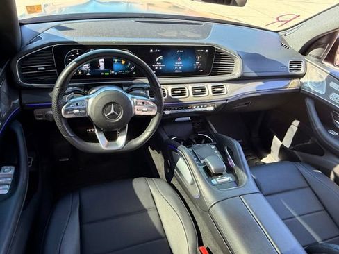 Used 2022 Mercedes-Benz GLS 450 4MATIC image 10