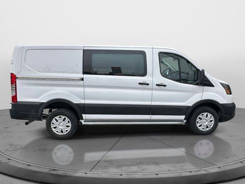 Used 2024 Ford Transit 250 Low Roof w/ Exterior Upgrade Package image 3