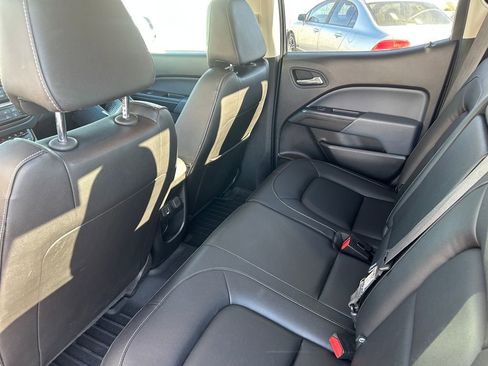 Used 2020 Chevrolet Colorado Z71 AWD/4WD image 30