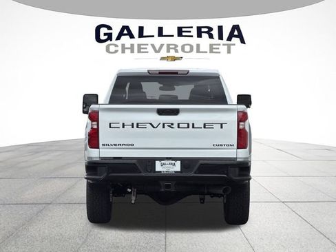 New 2026 Chevrolet Silverado 2500 Custom w/ Custom Value Package AWD/4WD image 6