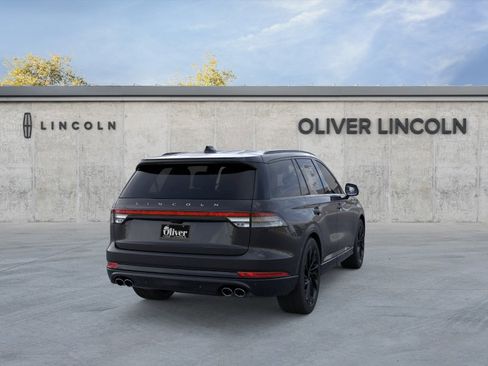 New 2026 Lincoln Aviator Reserve image 8