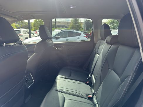 Used 2023 Subaru Forester Touring AWD/4WD image 10