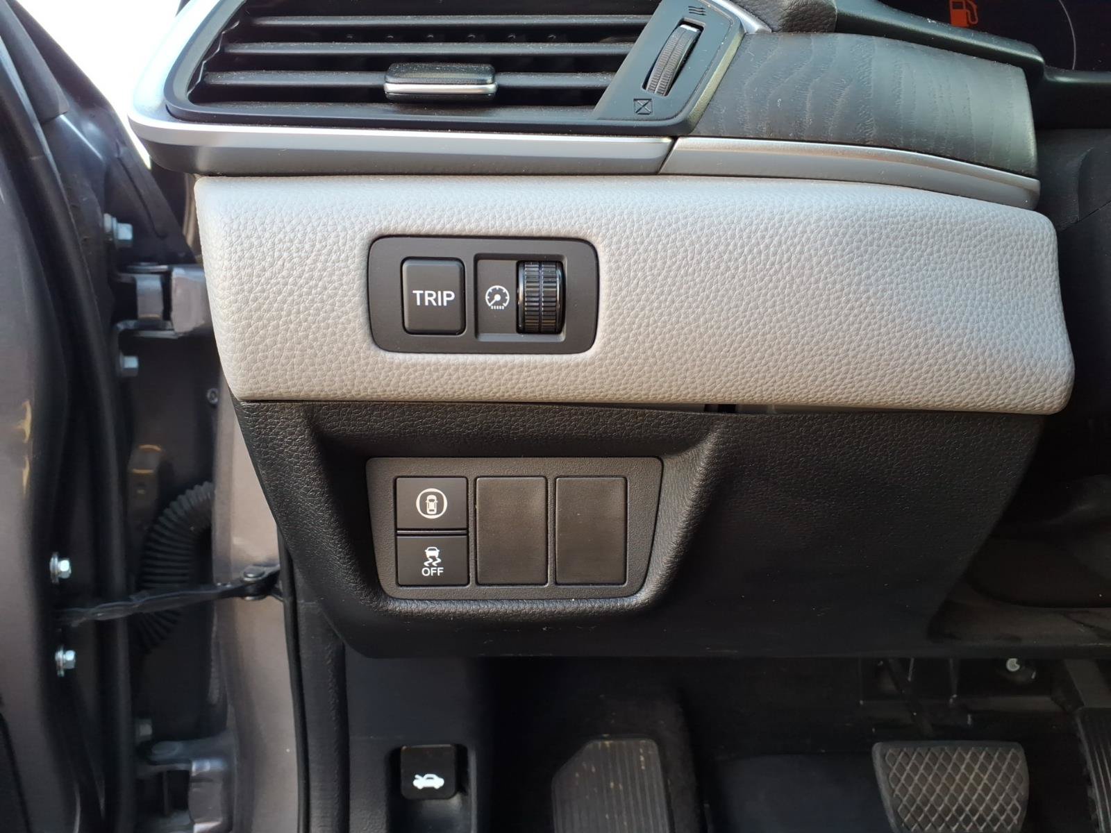 Used 2018 Honda Accord EX-L image 17
