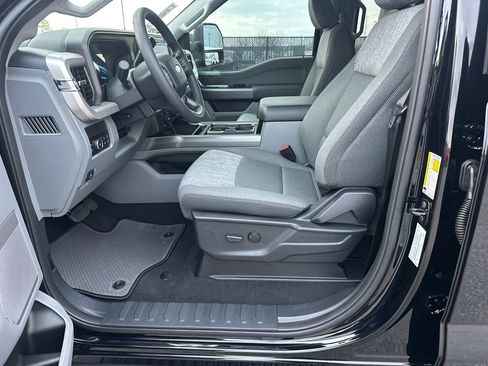 New 2026 Ford F350 XLT w/ XLT Premium Package image 38