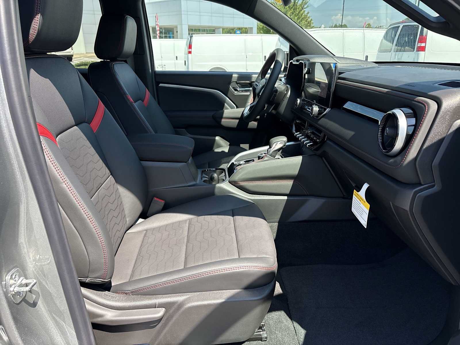 New 2026 Chevrolet Colorado Z71 w/ Technology Package AWD/4WD image 29