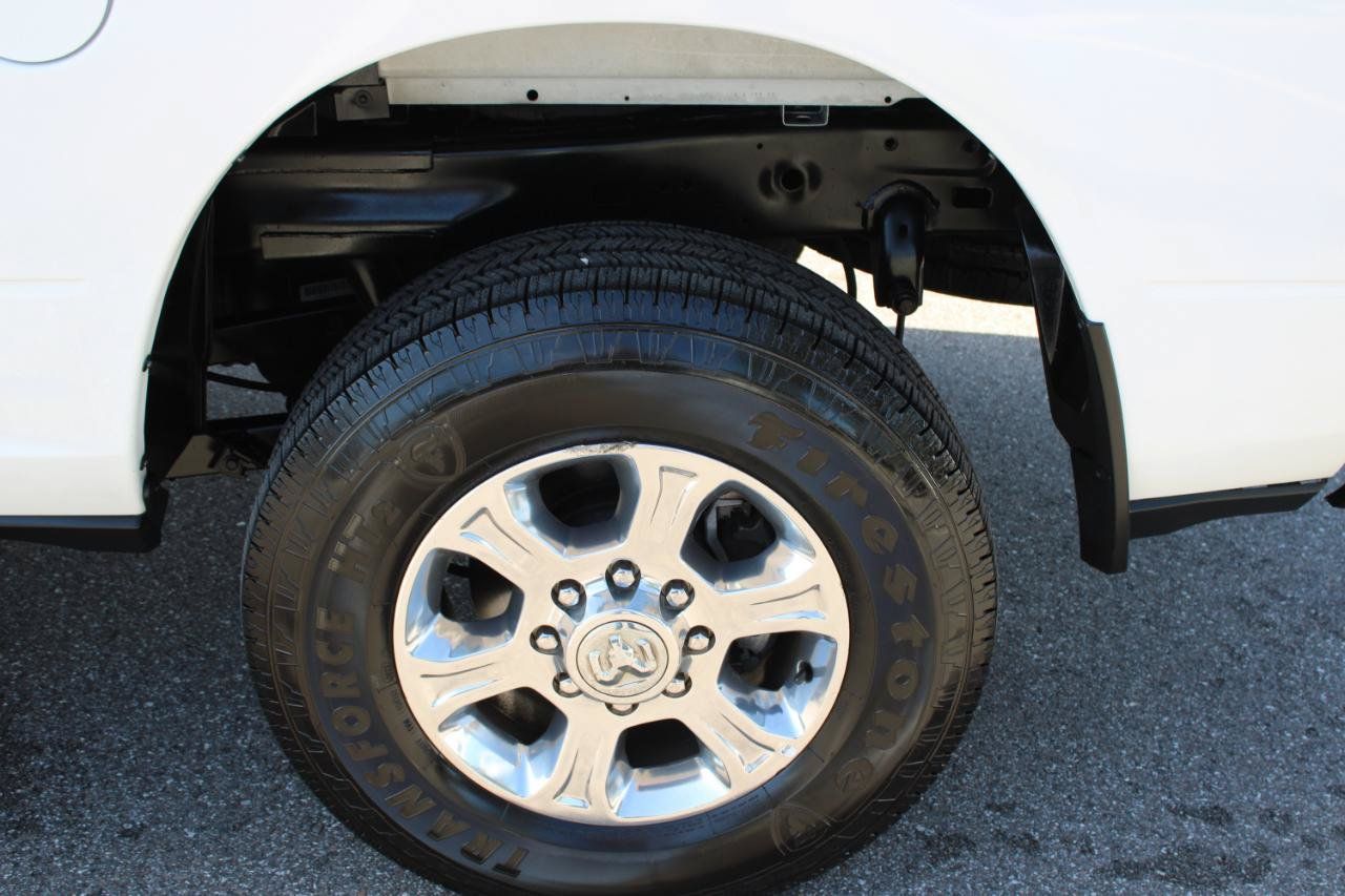 Used 2024 RAM 2500 Big Horn AWD/4WD image 4