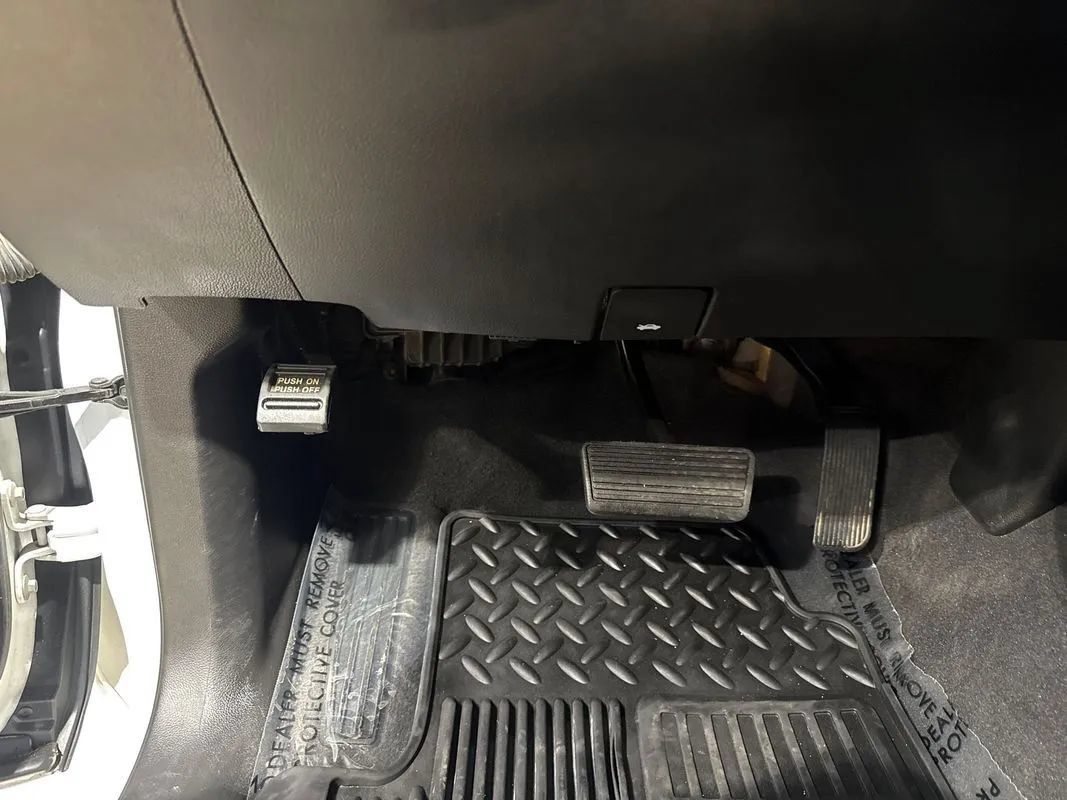 Used 2019 Chevrolet Silverado 2500 LT AWD/4WD image 67