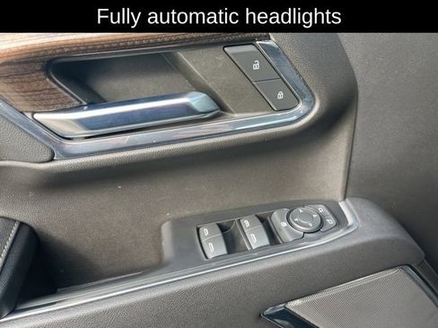 Used 2023 Chevrolet Silverado 1500 LT image 11