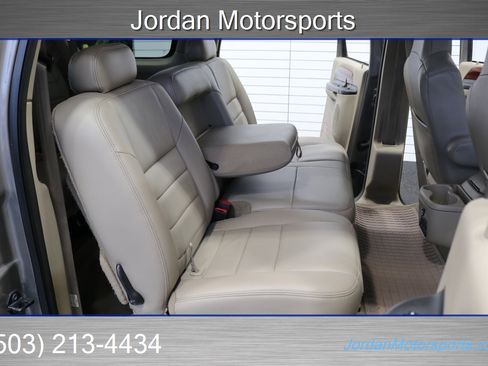 Used 2005 Ford Excursion Limited image 18