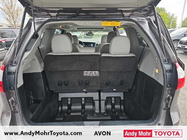Used 2018 Toyota Sienna Limited FWD image 19