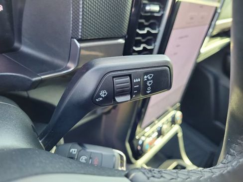 Used 2025 Ford Ranger XLT w/ Equipment Group 301A High AWD/4WD image 26