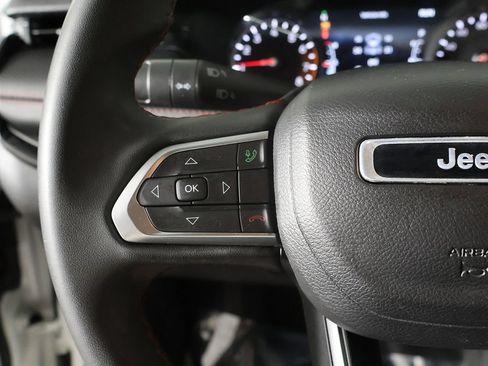 Used 2023 Jeep Compass Trailhawk AWD/4WD image 37