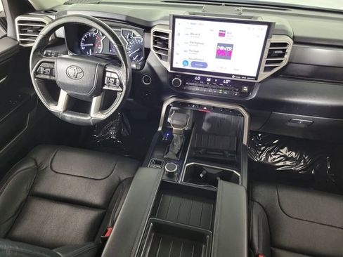 Used 2022 Toyota Tundra SR5 w/ SR5 Premium Package AWD/4WD image 15
