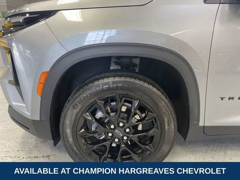 Used 2024 Chevrolet Traverse LT w/ Midnight/Sport Edition AWD/4WD image 41