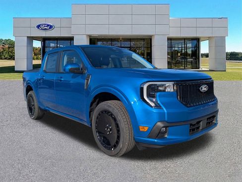 New 2026 Ford Maverick Lobo AWD/4WD image 2