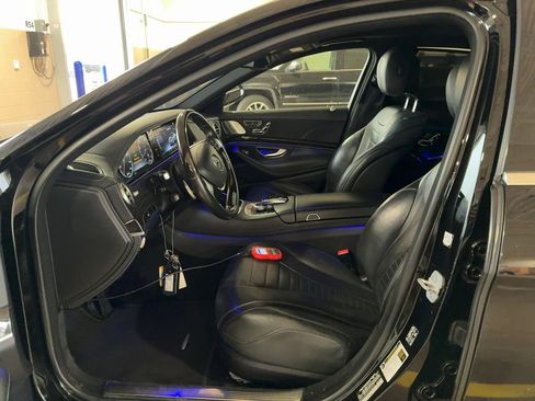 Used 2017 Mercedes-Benz S 550 4MATIC Sedan image 7