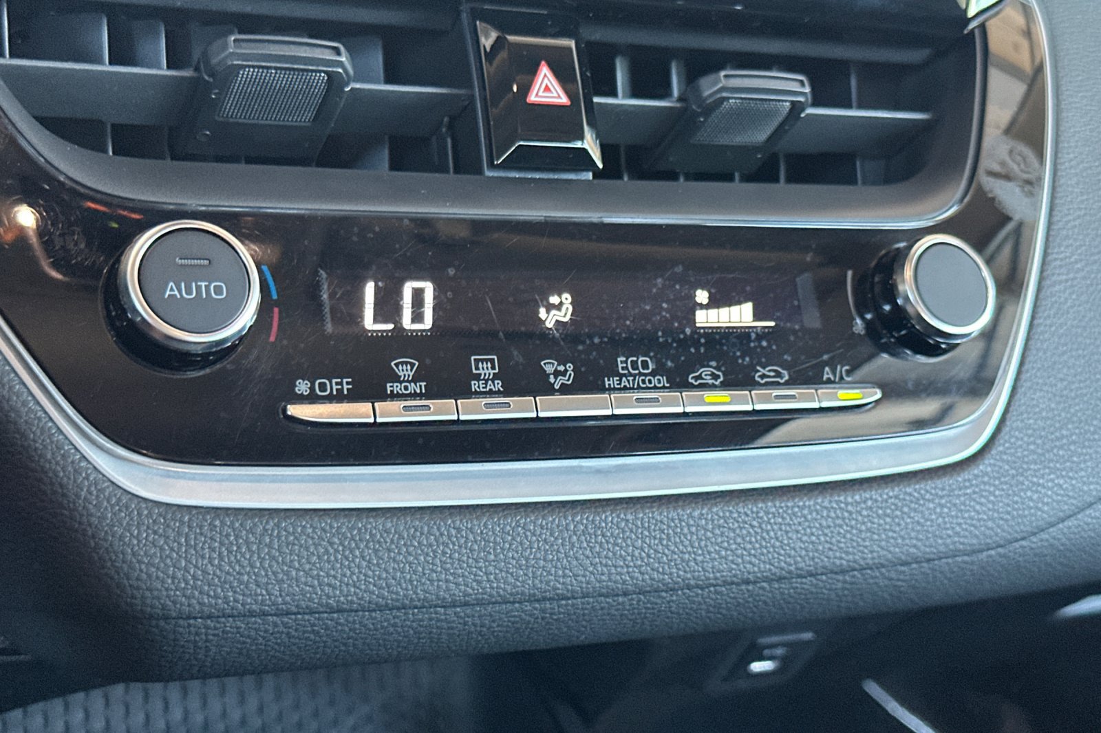 Certified 2024 Toyota Corolla LE FWD image 23