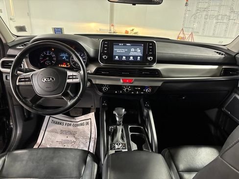 Used 2020 Kia Telluride S AWD/4WD image 23