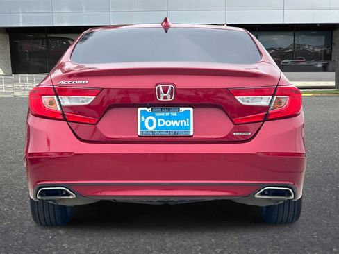 Used 2018 Honda Accord Touring image 8