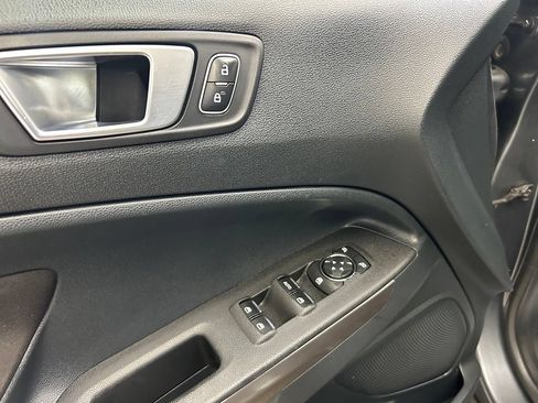 Used 2019 Ford EcoSport SE FWD image 18