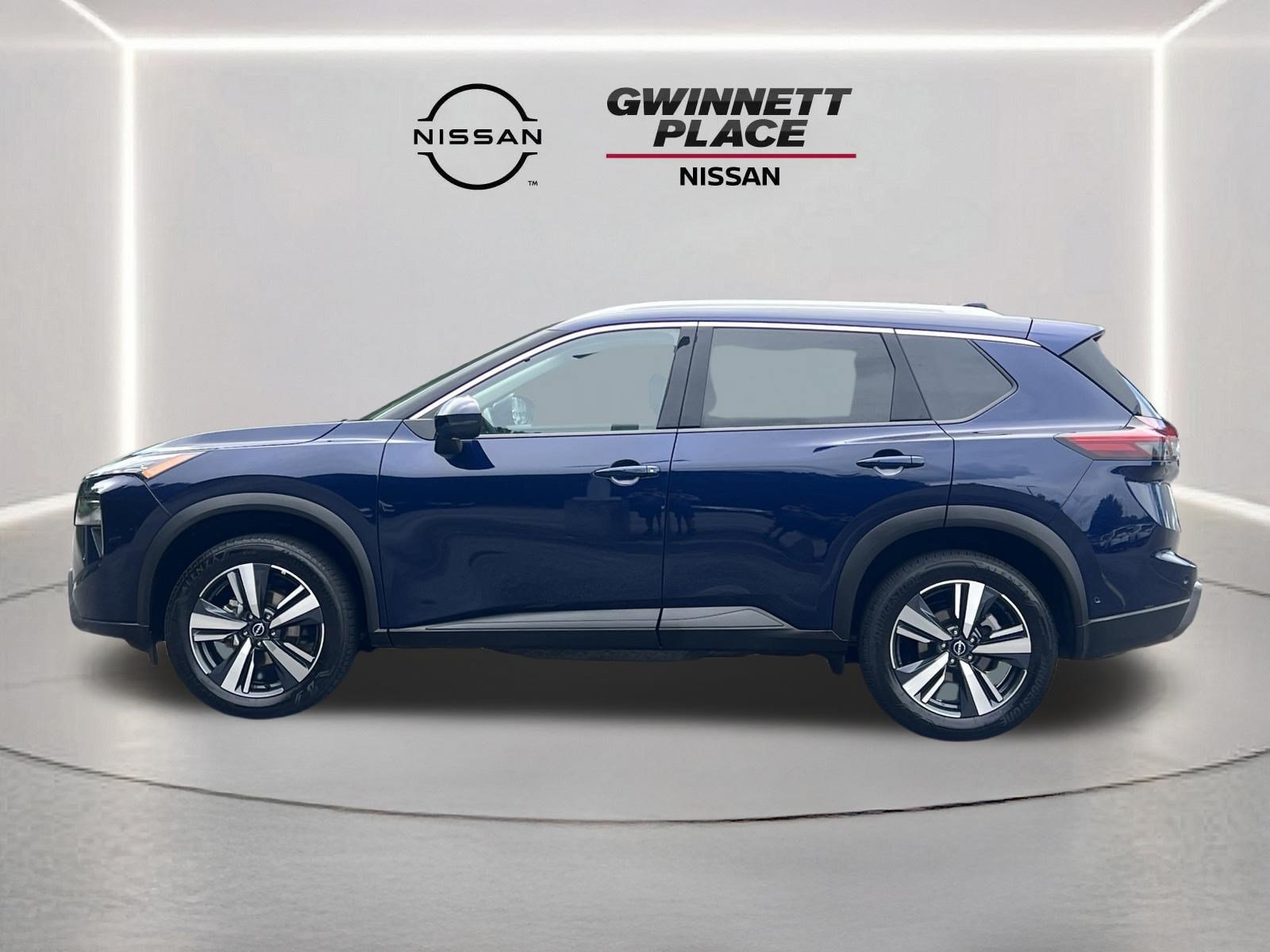 Certified 2026 Nissan Rogue SL FWD image 23