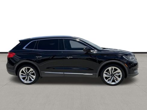 Used 2018 Lincoln MKX Reserve FWD image 4