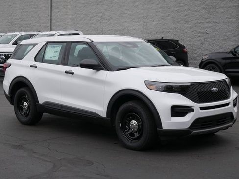 New 2026 Ford Explorer 4WD Police Interceptor image 5