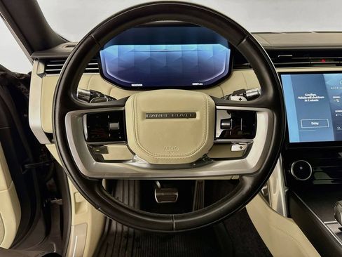 Used 2022 Land Rover Range Rover SE AWD/4WD image 11