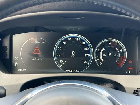 Used 2018 Jaguar F-PACE Portfolio image 40