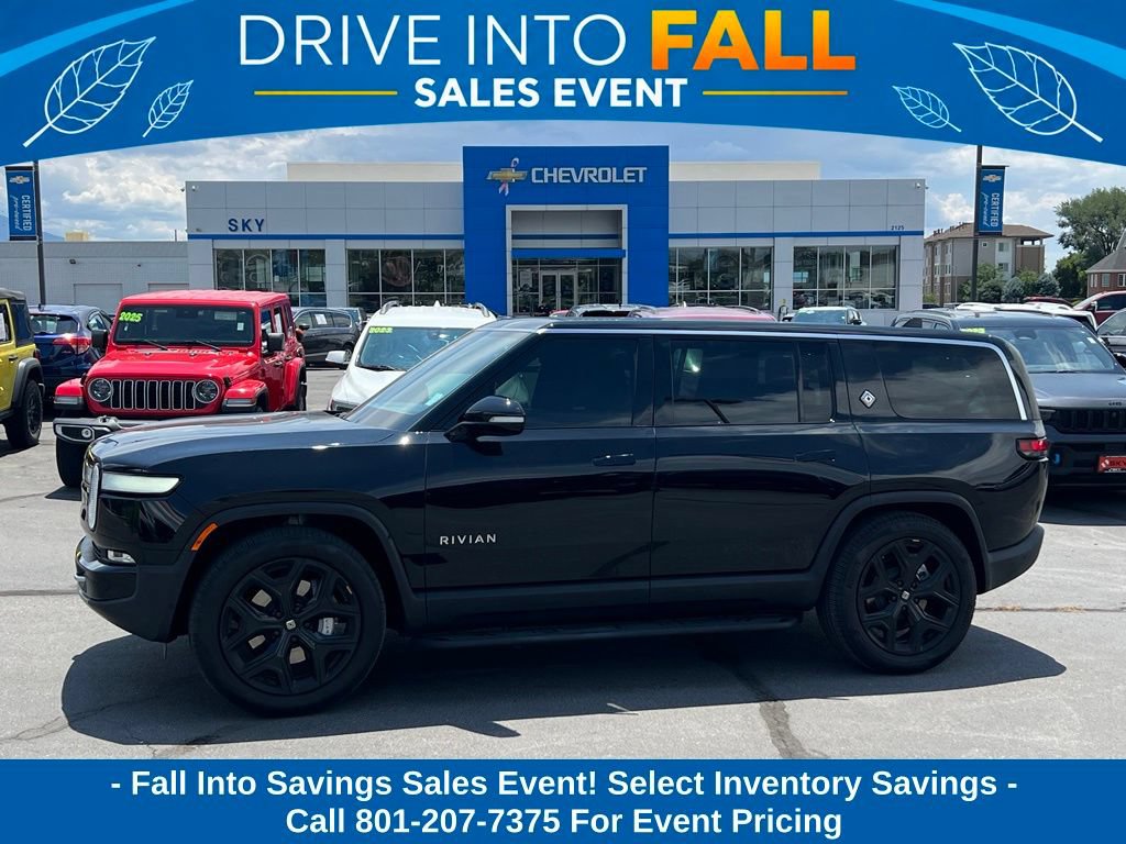 Used 2024 Rivian R1S Adventure Dual AWD/4WD image 1
