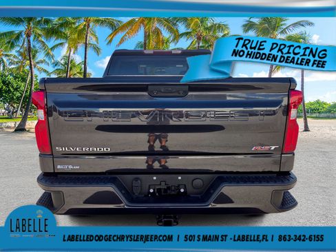 Used 2022 Chevrolet Silverado 1500 RST RWD image 4