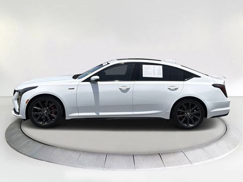 Certified 2025 Cadillac CT5 V RWD image 2