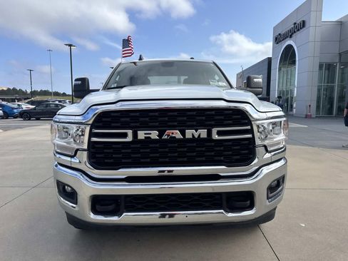 Used 2024 RAM 3500 Big Horn image 2