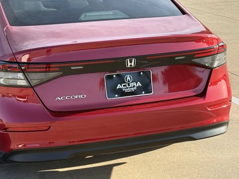Used 2024 Honda Accord EX image 6
