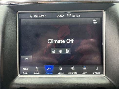 Used 2018 Jeep Grand Cherokee Overland image 16