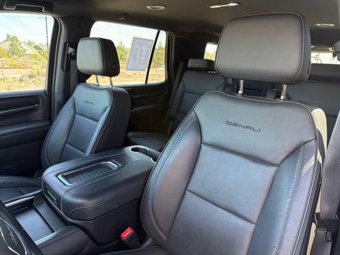 Used 2022 GMC Yukon Denali AWD/4WD image 20