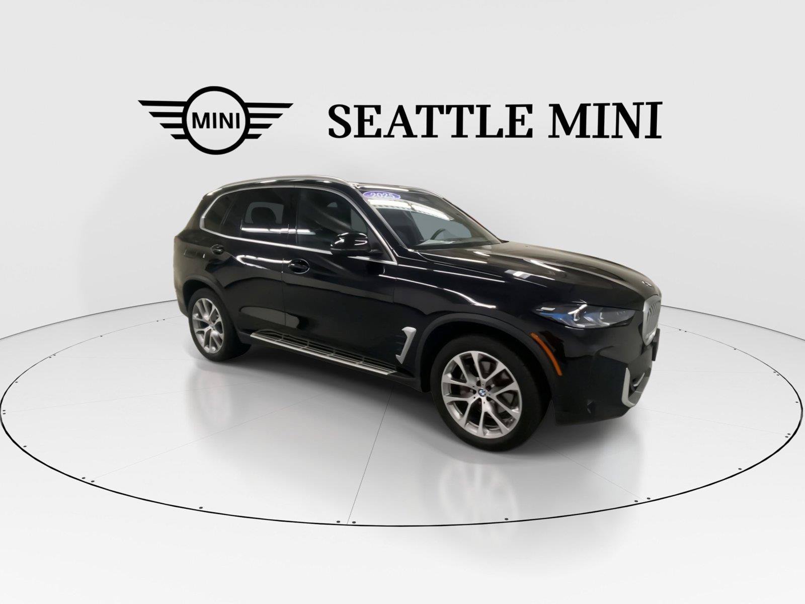 Used 2025 BMW X5 xDrive40i w/ Climate Comfort Package AWD/4WD image 2