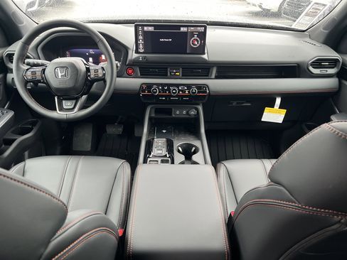 New 2026 Honda Pilot TrailSport image 21