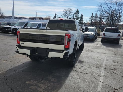 New 2025 Ford F350 Platinum w/ FX4 Off-Road Package image 9