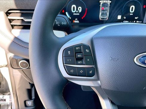 New 2026 Ford Explorer Active w/ Active Comfort Package RWD image 19